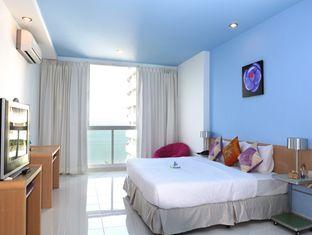 スイート(ベッドルーム)